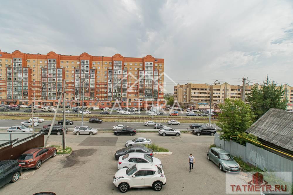 Продается отдельно стоящее кирпичное трехэтажное здание 1555,8 кв.м. в Советском районе города Казани.  Общая площадь... - 15