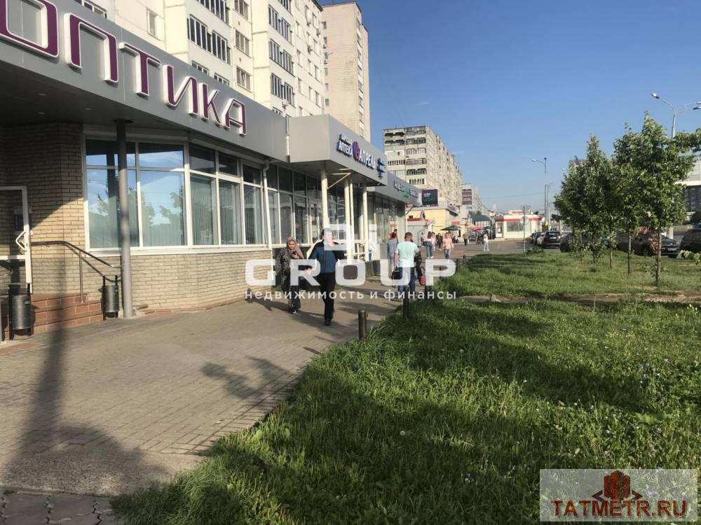Аренда / Коммерческая / Free purpose, Казань, улица Достоевского, 229 240 Предлагаем в аренду помещение в 13-этажном жилом доме на Достоевского 50. Первый этаж, отдельный вход. Высота... - 4