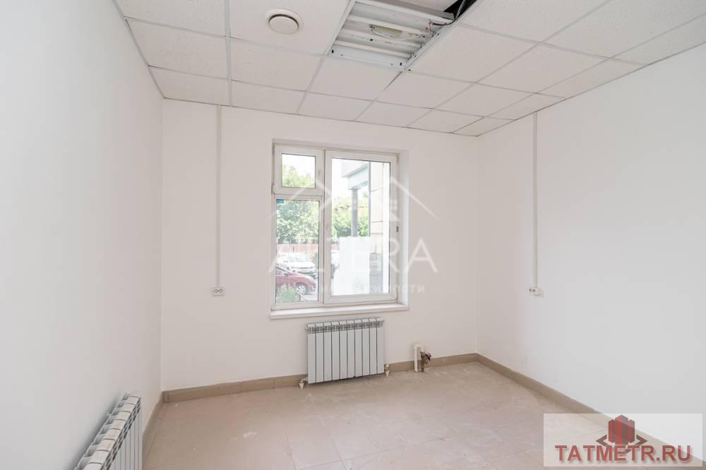 Аренда / Коммерческая / Free purpose, Казань, улица Хади Такташа, 308 880 Сдается в аренду помещение на 1 линии в Вахитовском районе на ул. Хади Такташ Помещение на 1 этаже жилого дома... - 8