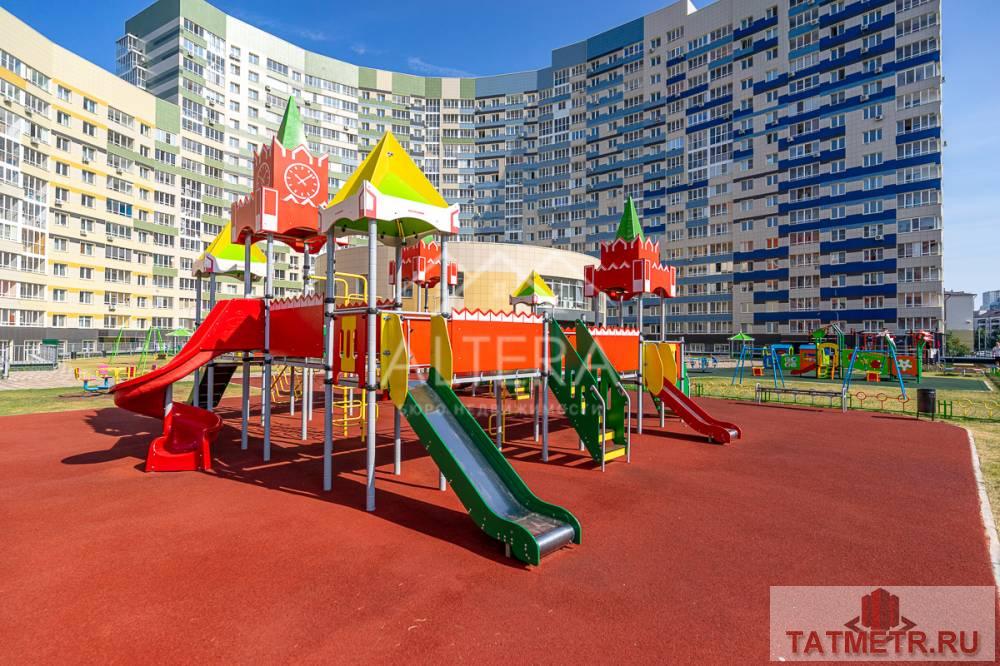 Продажа / Квартиры, Казань, улица Павлюхина, 9 700 000 Вариант заезжай и живи. Квартира продается полностью с мебелью и техникой ! Продается Евро 3-комнатная квартира в... - 24