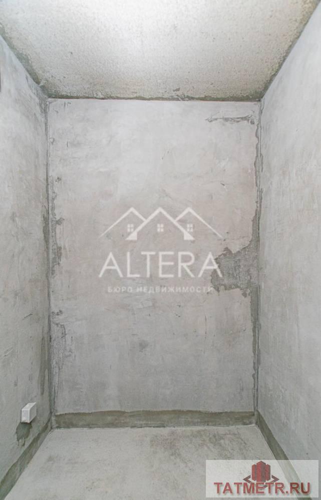Продажа / Квартиры, Казань, улица Азата Аббасова, 4 000 000 Предлагаем Вашему вниманию 1-комнатную квартиру в Советском районе города Казани в Благоустроенном комплексе... - 8