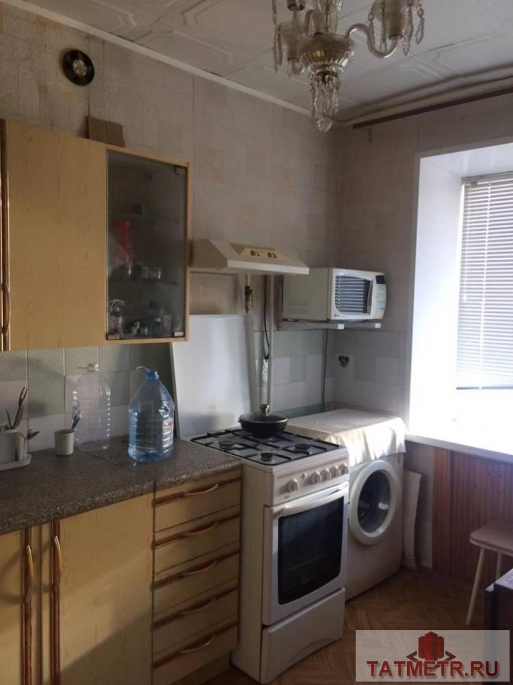 Продается однокомнатная квартира ленинградского проекта в самом центре г. Зеленодольск. Квартира уютная, светлая в... - 2