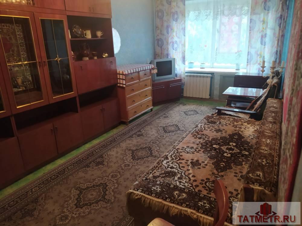 Продажа / Квартиры, Зеленодольск, Комарова улица, 1 400 000 ПРОДАЕТСЯ двухкомнатная квартира в г. Зеленодольск. Комнаты просторные в хорошем состояние. санузел раздельный в...