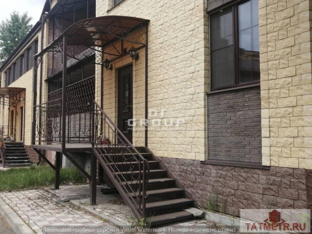 Продажа / Таунхаусы, Казань, Дренажная улица, 25 700 000 Продам индивидуальный жилой блок в таунхаусе. — площадь 243 кв.м. (2 этажа+мансарда+подвал), земельный участок 7... - 1