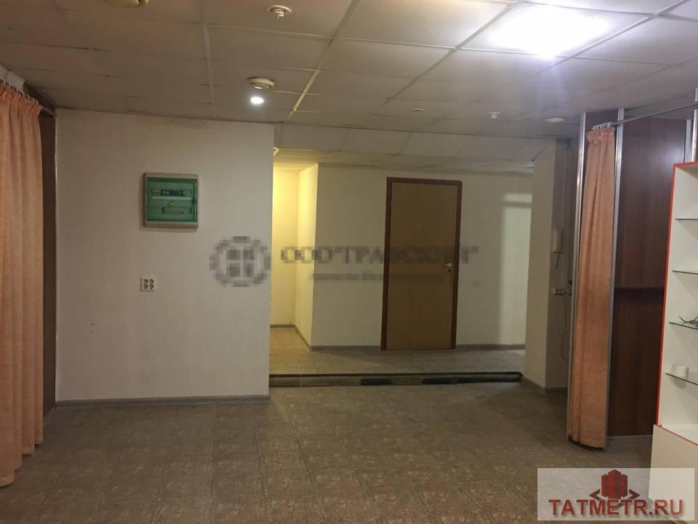Продажа / Коммерческая / Office, Казань, улица Столярова, 4 650 000 Продается просторное помещение свободного назначения площадью 76 м², на цокольном этаже 10-ти этажного жилого дома,... - 1