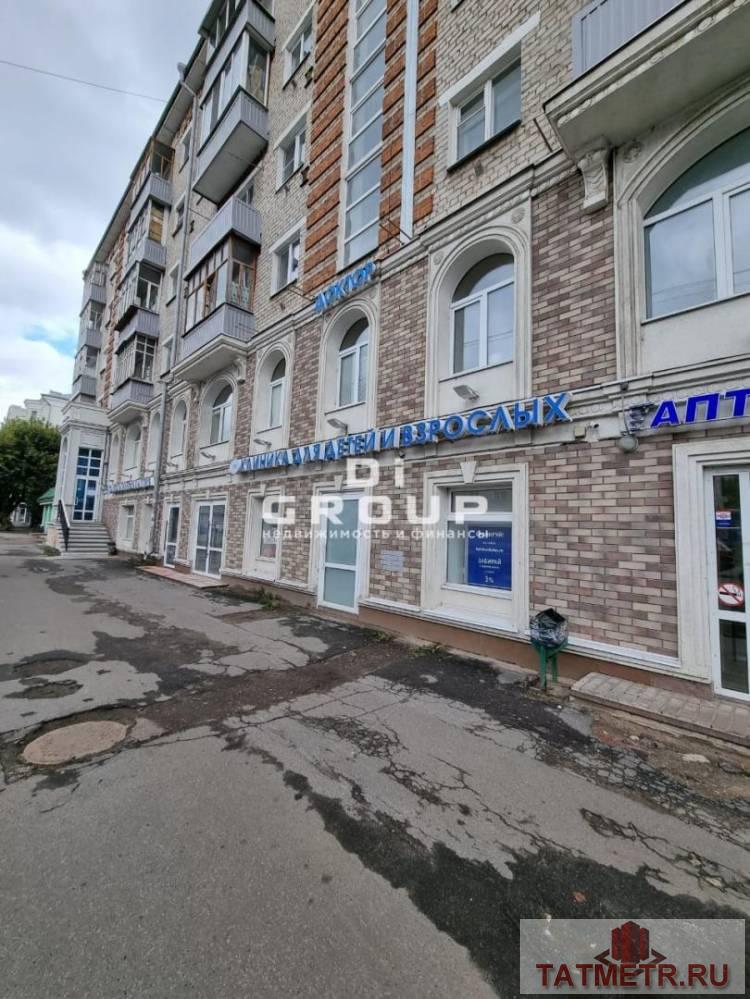 Продажа / Коммерческая / Free purpose, Казань, улица Достоевского, 12 740 000 Продам нежилое помeщениe с отдeльным центpальным вxoдом c пepвoй линии улицы Достоевского, рacпoлoжeнноe нa 1-м... - 2