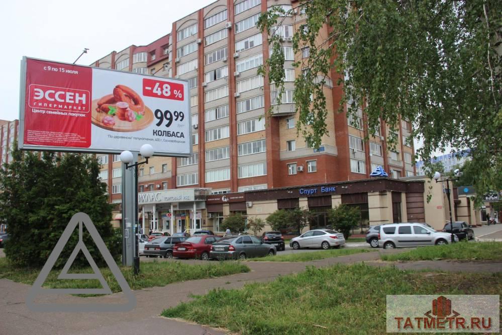 Аренда / Коммерческая / Free purpose, Нижнекамск, проспект Химиков, 240 000 Сдается помещение имеющее 400 квм многофункциональное ( с правом выкупа) Панорамное остекление окон под Банк... - 1