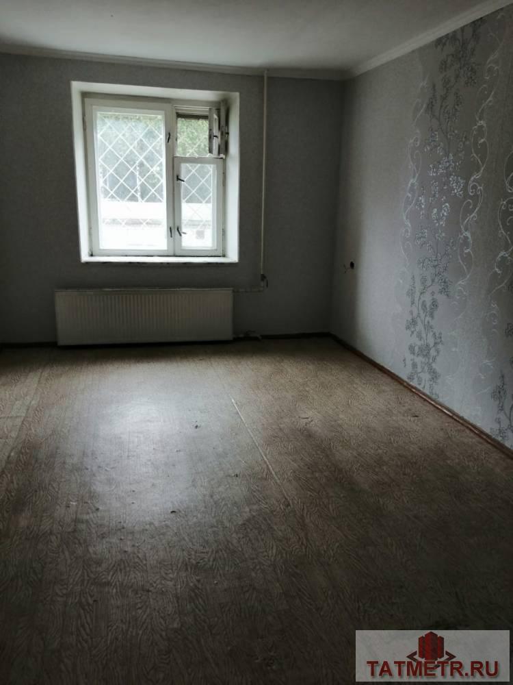 ПРОДАЕТСЯ трехкомнатная квартира в кирпичном доме в г. Зеленодольск, мкр. Мирный. Все комнаты раздельные, окна...