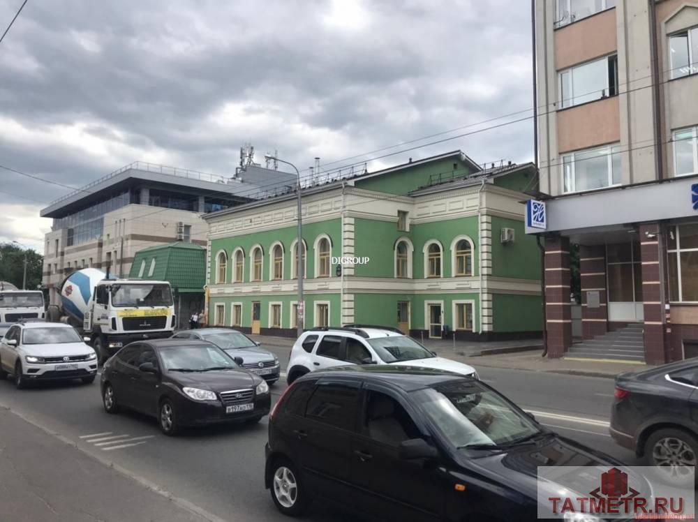 Коммерческая / Аренда / Офисы, Казань, улица Габдуллы Тукая, 104 000 Сдам помещение в центре города на первом этаже двухэтажного здания. Возможно увеличить площадь. Первая линия....