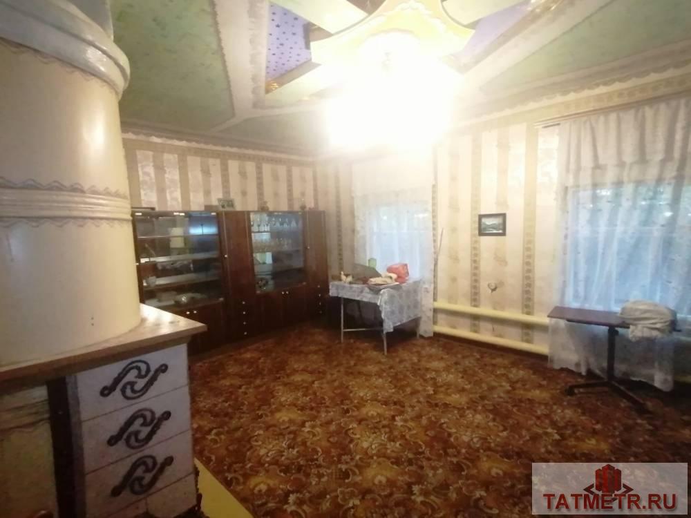 Продажа / Жилая / Дом с участком, Зеленодольск, Ветровая улица, 3 600 000 Продается двухэтажный дом в черте г. Зеленодольск . Дом уютный, в хорошем состоянии. На первом этаже расположены:... - 1