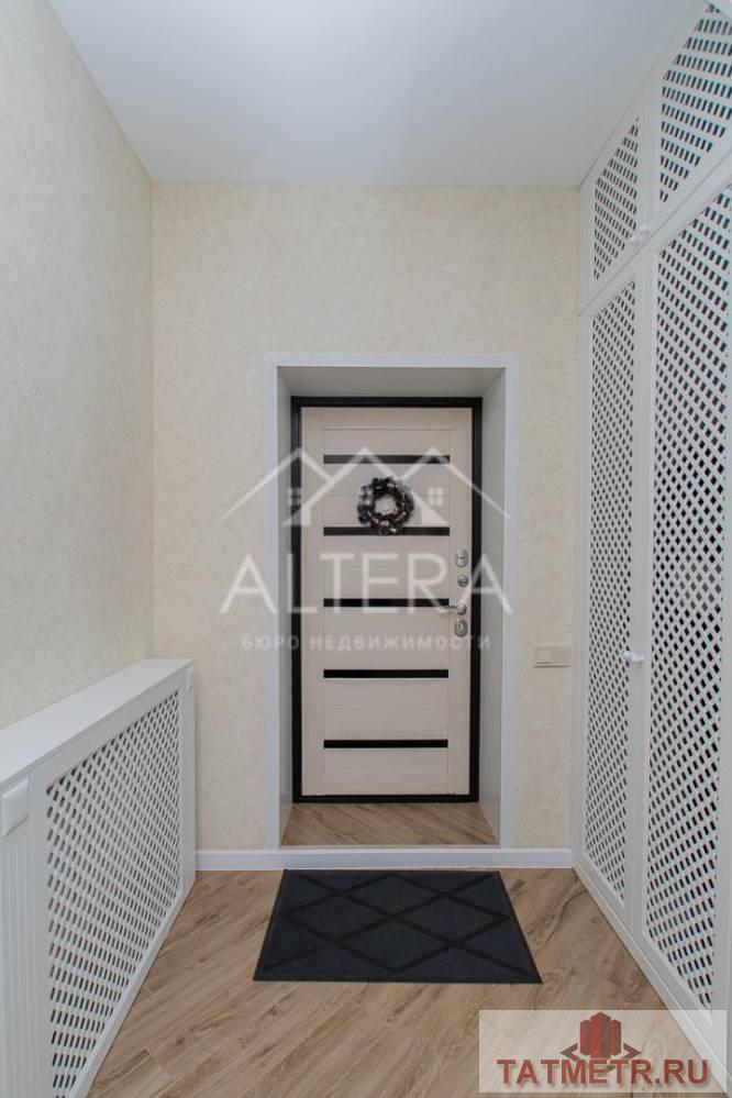 Продажа / Дома и коттеджи, Казань, Центральная улица, 10 600 000 Продается новый, уютный, просторный, двухэтажный, кирпичный дом с особой светлой атмосферой, расположенный в... - 1