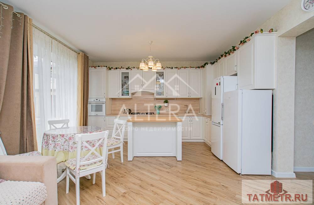 Продажа / Дома и коттеджи, Казань, Центральная улица, 10 600 000 Продается новый, уютный, просторный, двухэтажный, кирпичный дом с особой светлой атмосферой, расположенный в... - 10