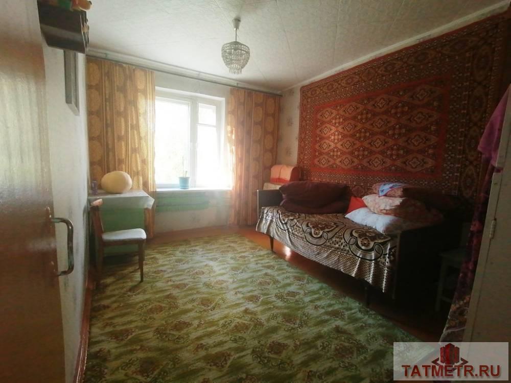 ПРОДАЕТСЯ трехкомнатная квартира в г. Зеленодольск, мкр. Мирный. Все комнаты раздельные, окна выходят на две стороны... - 2