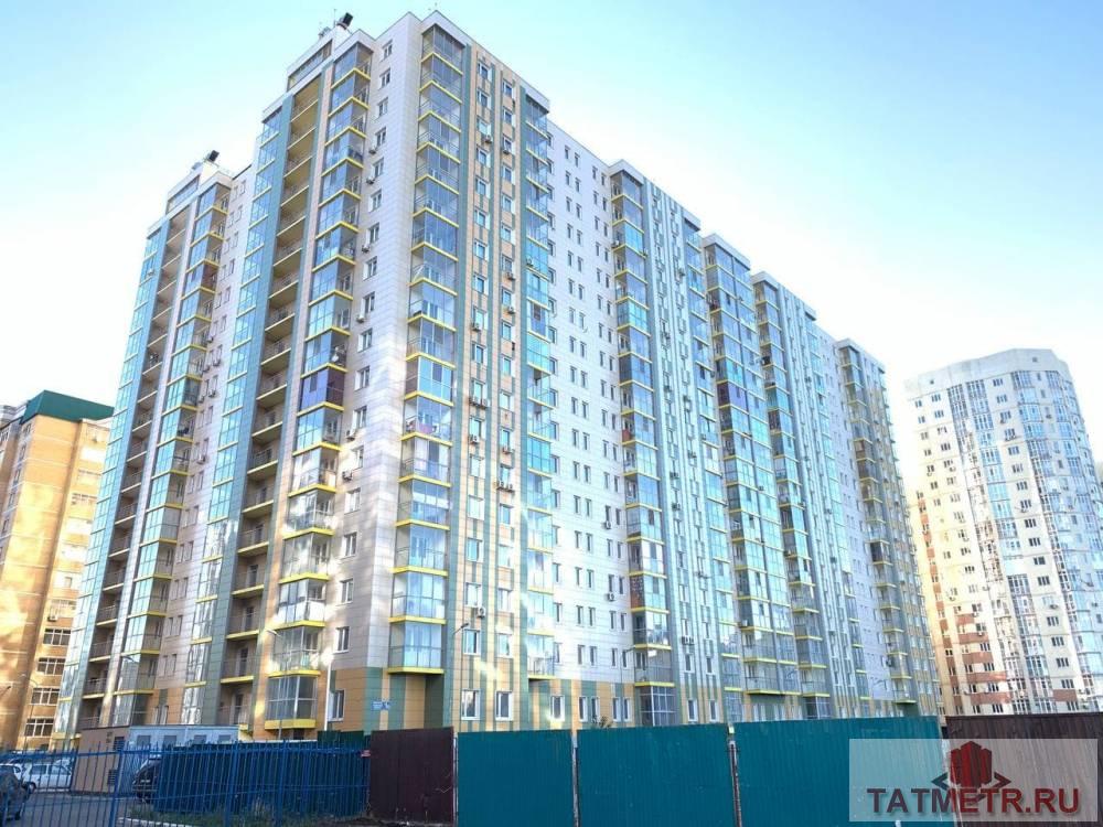Продажа / Квартиры, Казань, улица Адоратского, 8 383 000 Продаю 2-х комнатную квартиру в ЖК Акварель в самом центре Ново-Савиновского района. Одна из самых топовых локаций в...