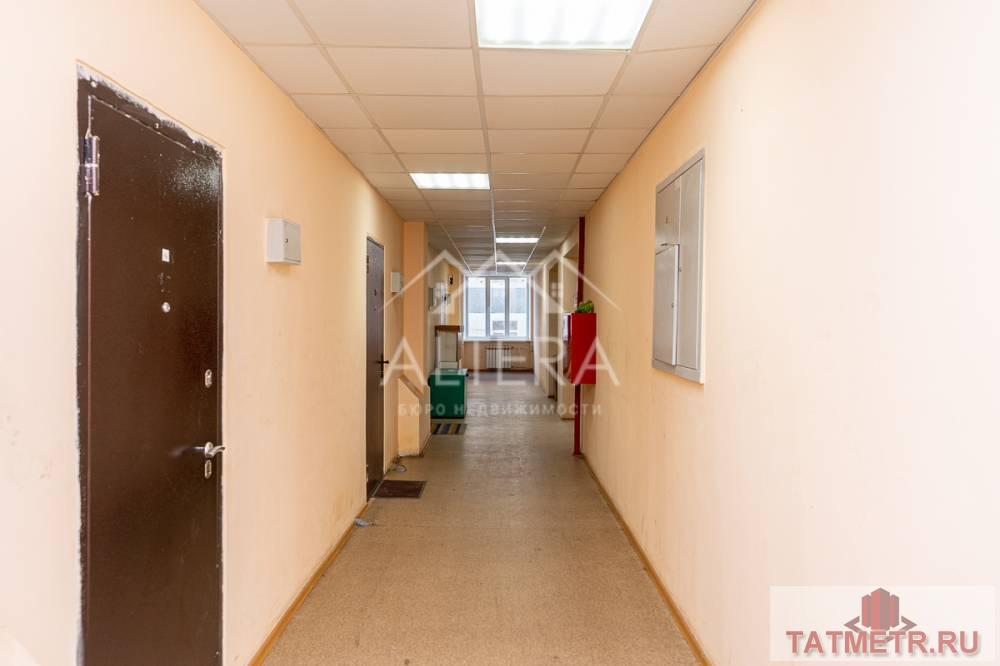 Продажа / Квартиры, Казань, улица Короленко, 2 200 000 Продается одна из лучших гостинок в кирпичном доме 1959 года постройки в Ново-Савиновском районе. ПРЕИМУЩЕСТВА... - 10