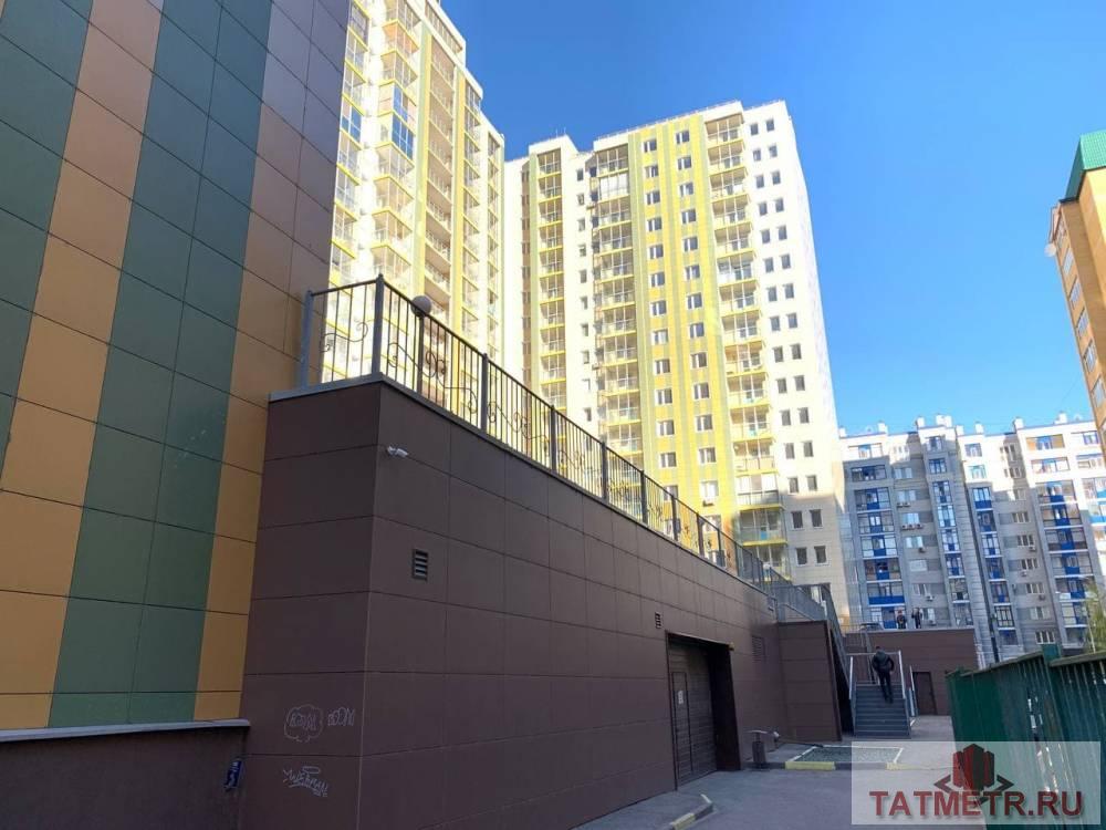 Продажа / Квартиры, Казань, улица Адоратского, 5 876 500 Продаю просторную 1-комнатную квартиру в ЖК Акварель в самом центре Ново-Савиновского района. Одна из самых топовых...