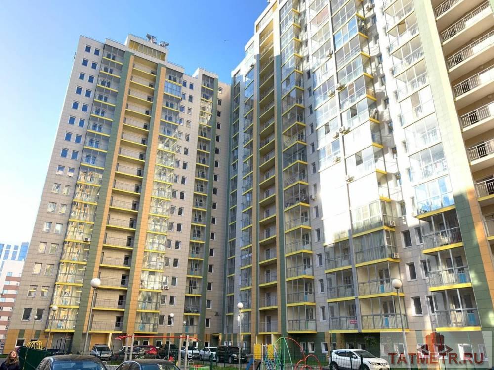 Продажа / Квартиры, Казань, улица Адоратского, 5 876 500 Продаю просторную 1-комнатную квартиру в ЖК Акварель в самом центре Ново-Савиновского района. Одна из самых топовых... - 1