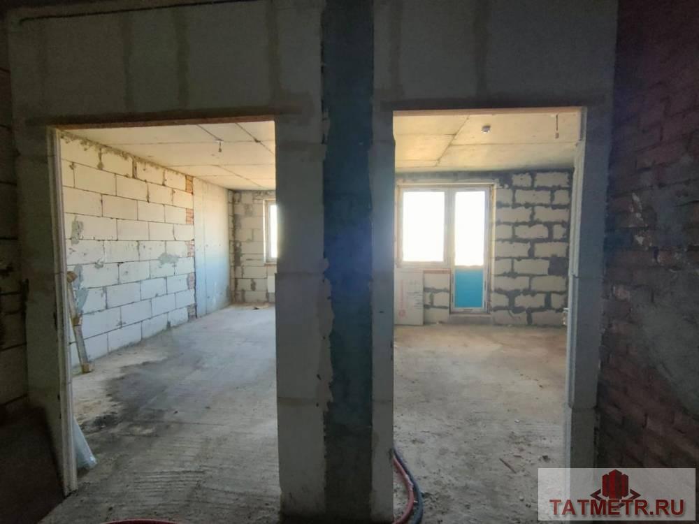Продажа / Квартиры, Казань, улица Адоратского, 11 299 200 Продается большая 3-комнатная квартира в ЖК «Акварель» в Hовo-Cавинoвcкoм райoне горoдa Kaзани, ул. Адоратского, 1б.... - 11