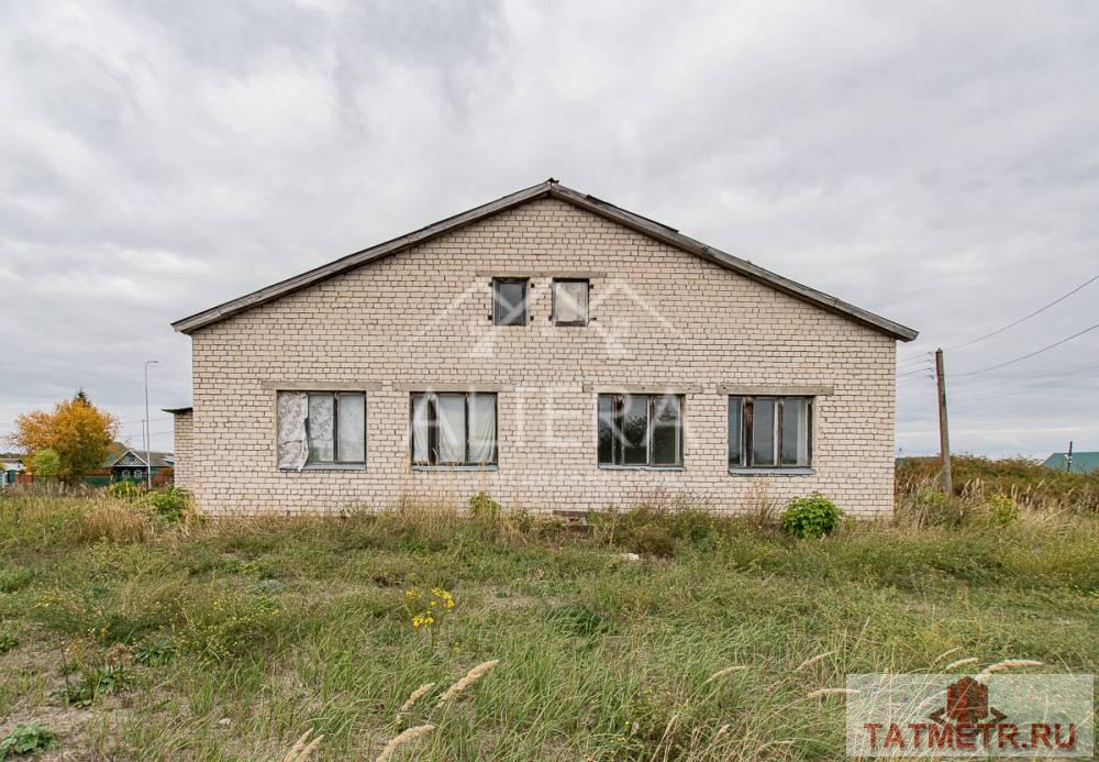 Продажа / Дома и коттеджи, Татарские саралы, улица Татарстан, 5 200 000 ВНИМАНИЕ! В продаже большой и светлый кирпичный дом 1980 года по-стройки на 50 сотках земли. Дом находится в удачном...