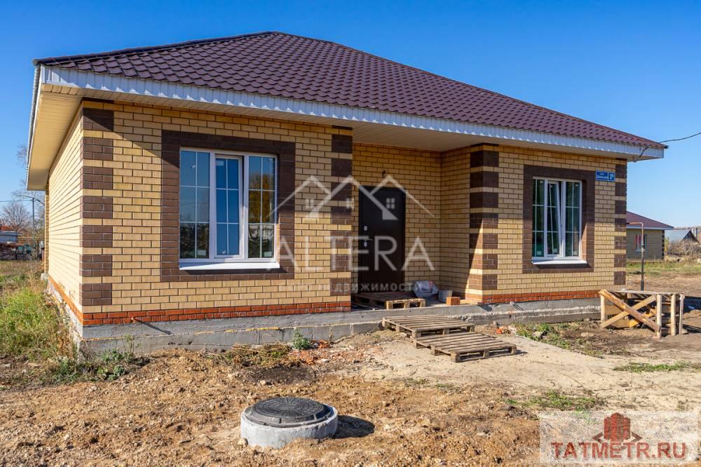 Продажа / Дома и коттеджи, Чепчуги, Школьная улица, 4 550 000 Продается отличный дом для комфортной загородной жизни и отдыха по цене 1-комнатной квартиры • Одноэтажный кирпичный... - 1