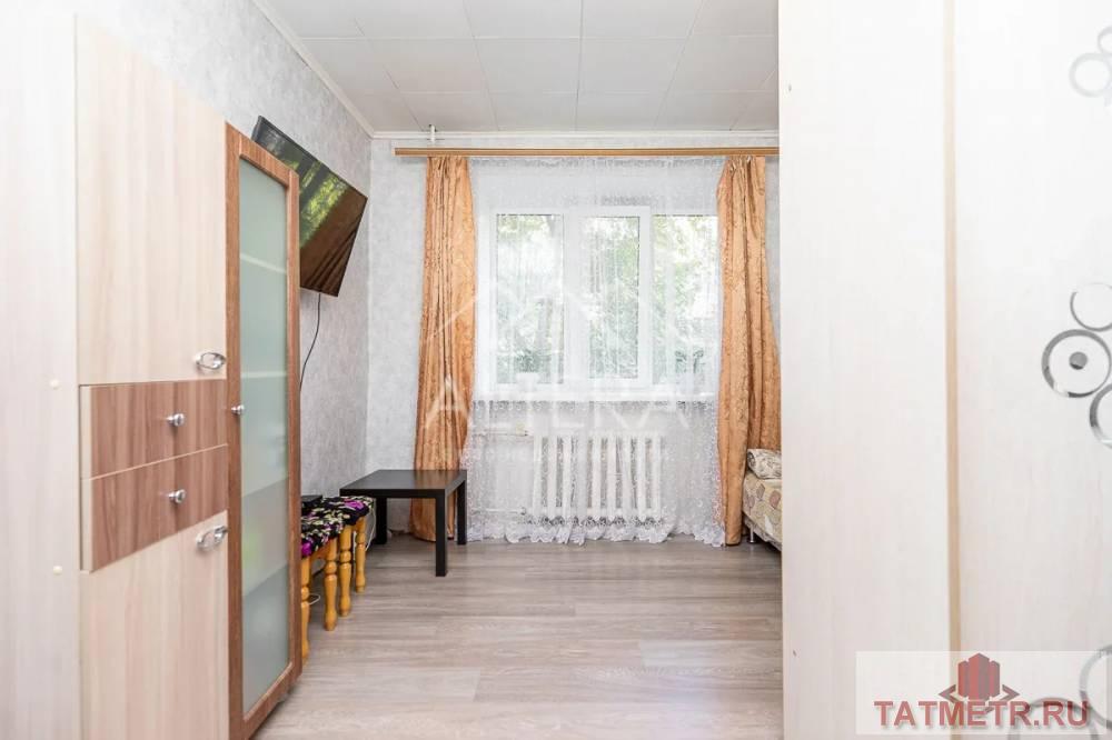 Продажа / Комнаты, Казань, улица Гастелло, 1 650 000 Предлагаем Вашему вниманию просторную Комнату-Статус Квартира, общей площадью 13.7 кв.м. в кирпичном доме по улице... - 1