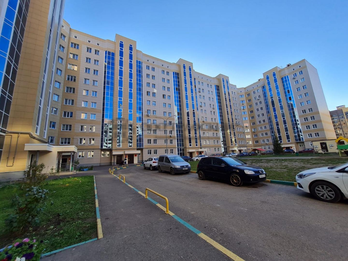 Продажа / Квартиры, Казань, улица Лукина, 5 095 000 Продается уютная 1 комнатная квартира в Жилом комплексе комфорт-класса «Взлетная полоса». Квартира находится на 2м...