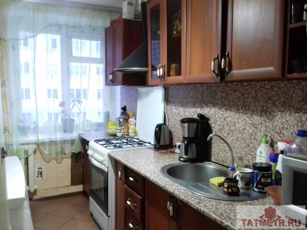 Продажа / Квартиры, Зеленодольск, Загородная улица, 1 600 000 Отличная квартира с хорошей планировкой в городе Зеленодольске. Зал 17 кв.м., спальня 9 кв.м., кухня 6 кв.м. Квартира... - 4