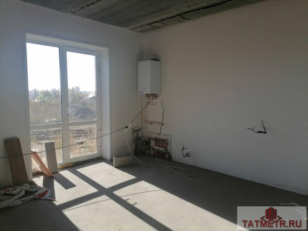 Продажа / Жилая / Дом с участком, Зеленодольск, Большая Заводская улица, 6 800 000 ПРОДАЕТСЯ отличный двухэтажный кирпичный коттедж в г. Зеленодольск. Дом пред чистовая отделка. На первом этаже:... - 1