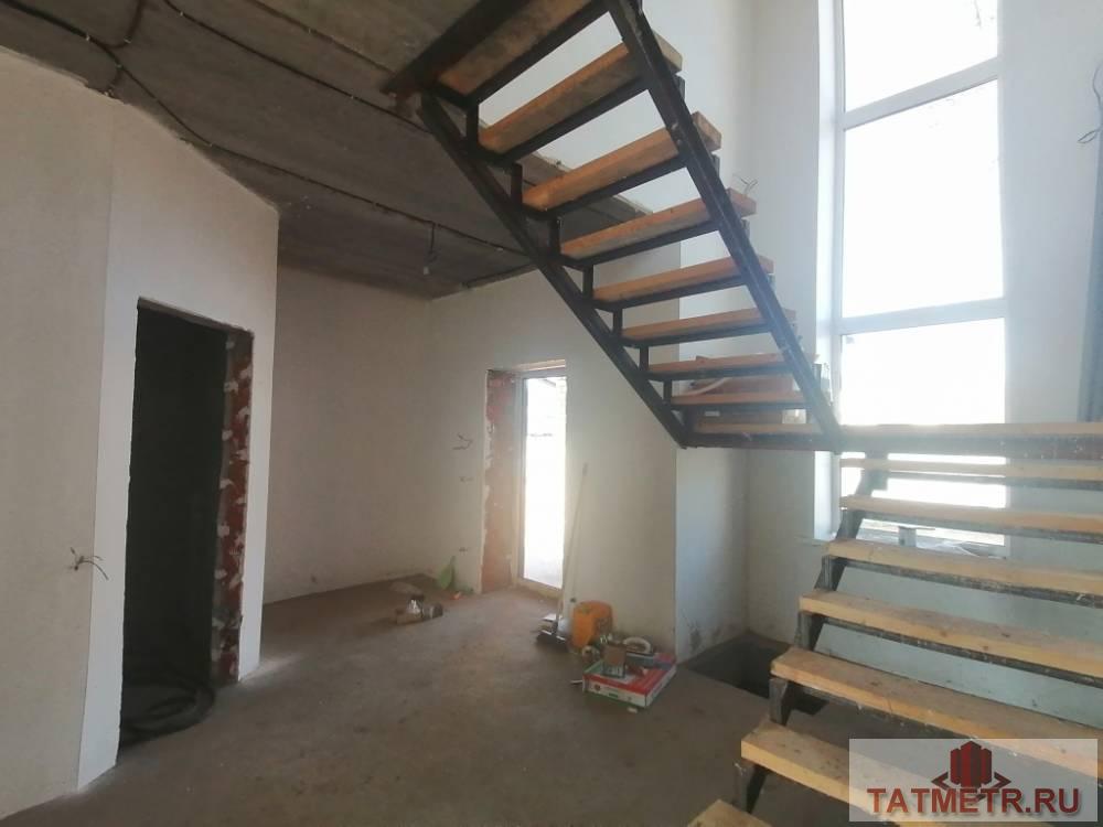 Продажа / Жилая / Дом с участком, Зеленодольск, Большая Заводская улица, 6 800 000 ПРОДАЕТСЯ отличный двухэтажный кирпичный коттедж в г. Зеленодольск. Дом пред чистовая отделка. На первом этаже:... - 4