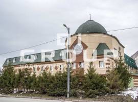 Сдается помещение 180кв.м на первой линии в центре города, на...