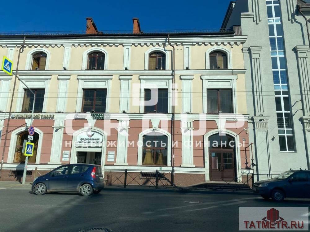 Коммерческая / Аренда / Торговые помещения, Казань, Московская улица, 180 000 Помещение на первой линии по адресу: Московская д.17, общей площадью 180кв.м. в отличном состоянии,с отдельным... - 3