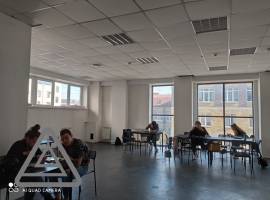 Продаю помещение 3 этаж 206 квм имеющее многофункциональное...