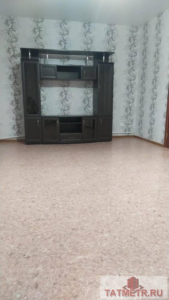 Продажа / Квартиры, Алексеевское, Просторная улица, 2 590 000 Алексеевское пгт, Просторная улица 30, 2 комн., общ. пл. 61.3 кв.м., жил.пл. 32.3 кв.м., комнаты 13.6/18.7, кухня...