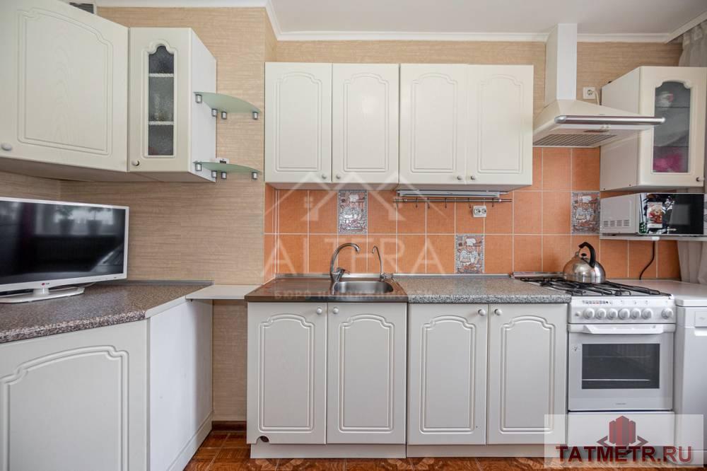 Продажа / Квартиры, Казань, Чистопольская улица, 7 399 000 Предлагаем Вашему вниманию просторную, светлую квартиру- распашонку в самом центре Ново-Савиновского района по адресу... - 1