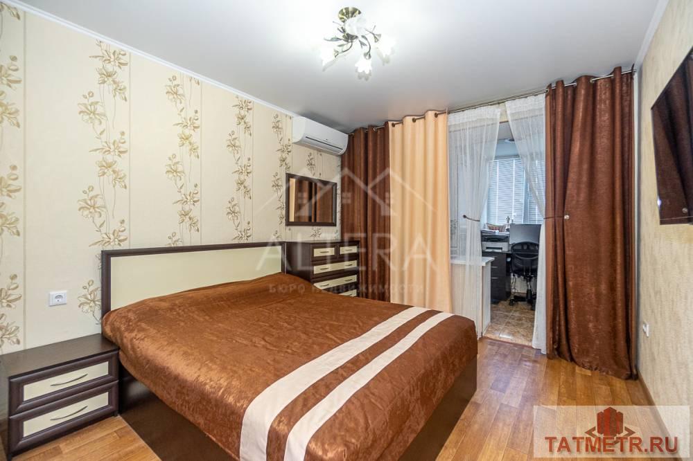 Продажа / Квартиры, Казань, Чистопольская улица, 7 399 000 Предлагаем Вашему вниманию просторную, светлую квартиру- распашонку в самом центре Ново-Савиновского района по адресу... - 9