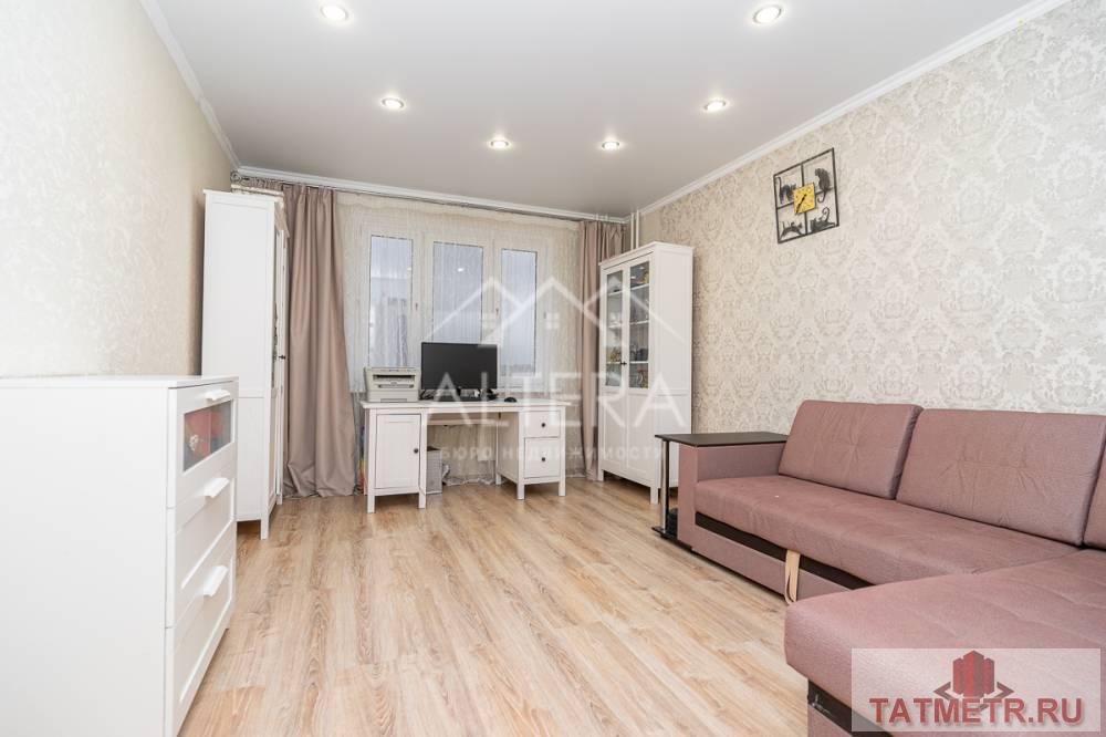 Продажа / Квартиры, Казань, улица Натана Рахлина, 7 900 000 ВНИМАНИЕ! В ПРОДАЖЕ ПРОСТОРНАЯ КВАРТИРА С РЕМОНТОМ И МЕБЕЛЬЮ в Советском районе Казани со всей инфраструктурой в...