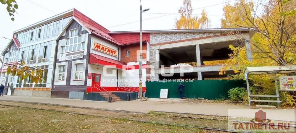 Аренда / Коммерческая / Free purpose, Казань, улица Комиссара Габишева, 128 000 Сдаю новое помещение с витражными окнами с отдельным входом 128 кв.м в Приволжском р-не в Казани по адресу... - 1