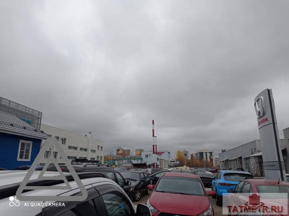 Аренда / Коммерческая / Land, Казань, улица Космонавтов, 115 000 Сдается земля 32 парковка мест под авто стоянка по адресу: ул. Космонавтов 73. В отличном состоянии асфальтировано :... - 4
