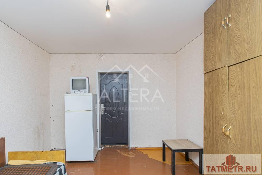 Продажа / Комнаты, Казань, Агрызская улица, 950 000 Предлагаем Вашему вниманию просторную Комнату-Статус Квартира, общей площадью 13 кв.м. в кирпичном доме по улице... - 2