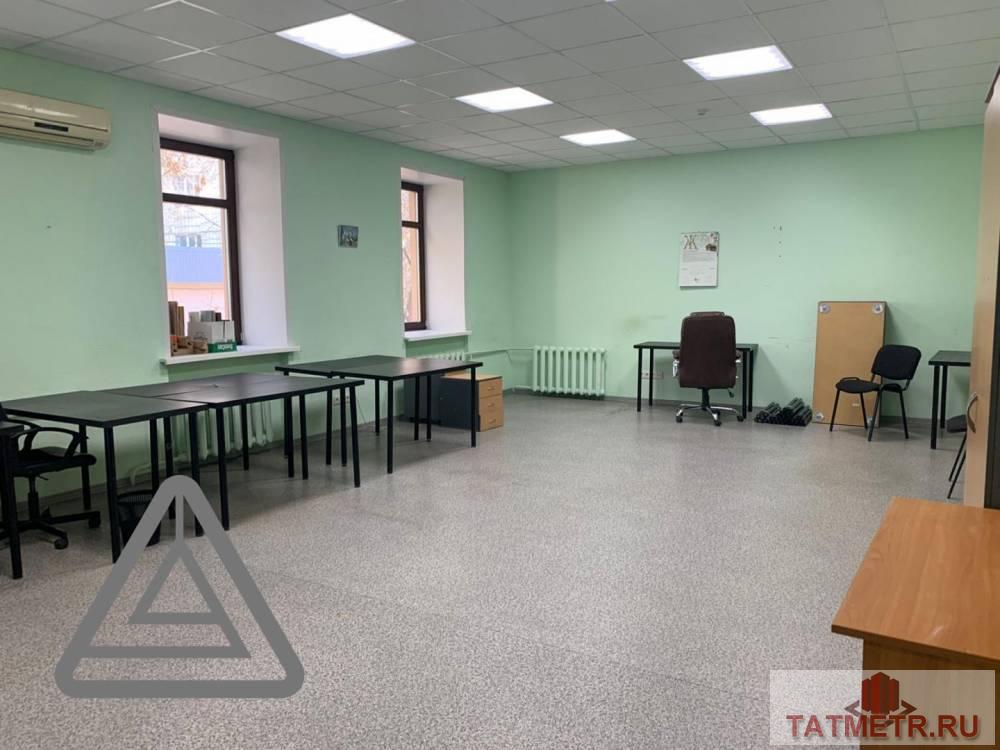 Сдается блок-офис по адресу г. Казань, ул. Пушкина, д. 30 . В отличном состоянии. В помещении: — Телефон — Интернет —... - 1