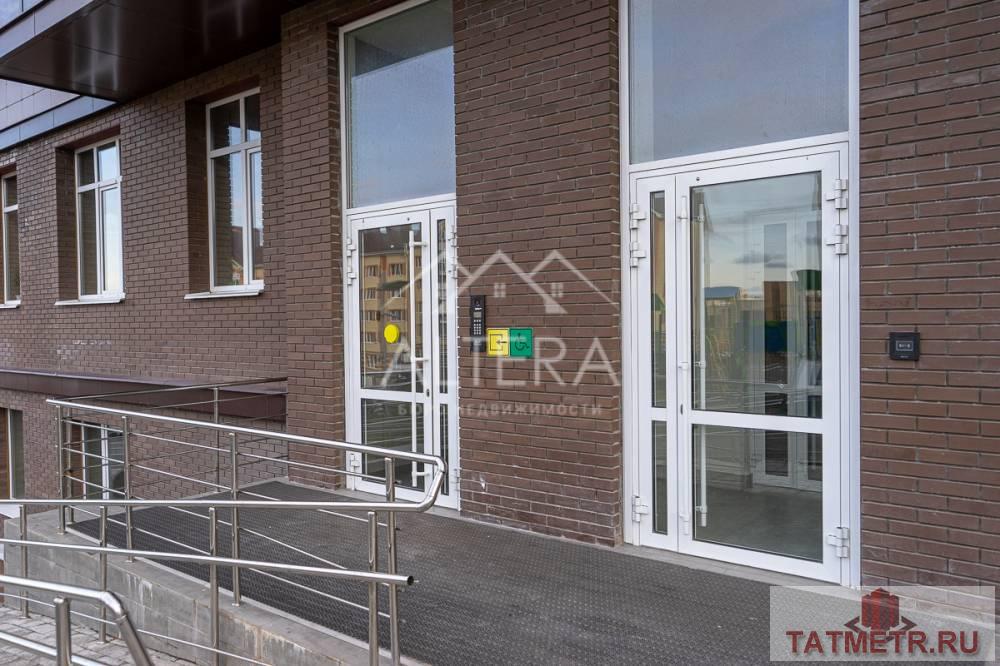 Продажа / Квартиры, Казань, улица Академика Завойского, 7 999 999 Продается светлая и просторная комната по адресу: ул.Академика Завойского д.23 О КВАРТИРЕ: • Общая площадь... - 29
