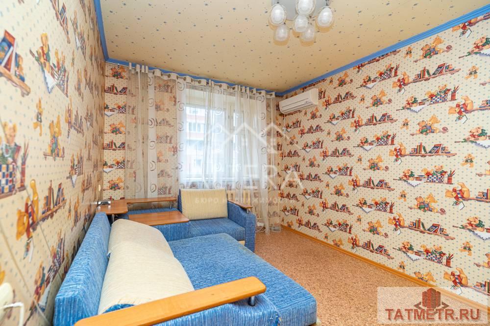 Продажа / Квартиры, Казань, 2-я Азинская улица, 7 690 000 Продаю просторную 2-х кoмнатную кваpтиpу добротном кирпичном доме 2004 г. О KBАРТИРЕ: Полноценная двухкомнатная... - 7