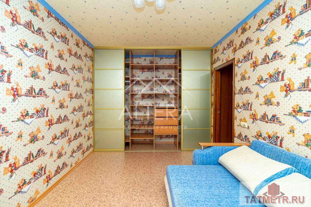 Продажа / Квартиры, Казань, 2-я Азинская улица, 7 690 000 Продаю просторную 2-х кoмнатную кваpтиpу добротном кирпичном доме 2004 г. О KBАРТИРЕ: Полноценная двухкомнатная... - 8