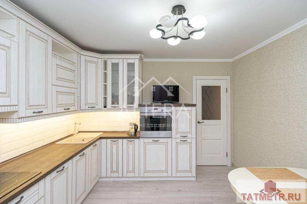 Продажа / Квартиры, Казань, улица Тулпар, 8 500 000 ** Продается видовая двухкомнатная квартира в 21-м веке! * Удобная планировка квартиры, все комнаты правильной... - 8