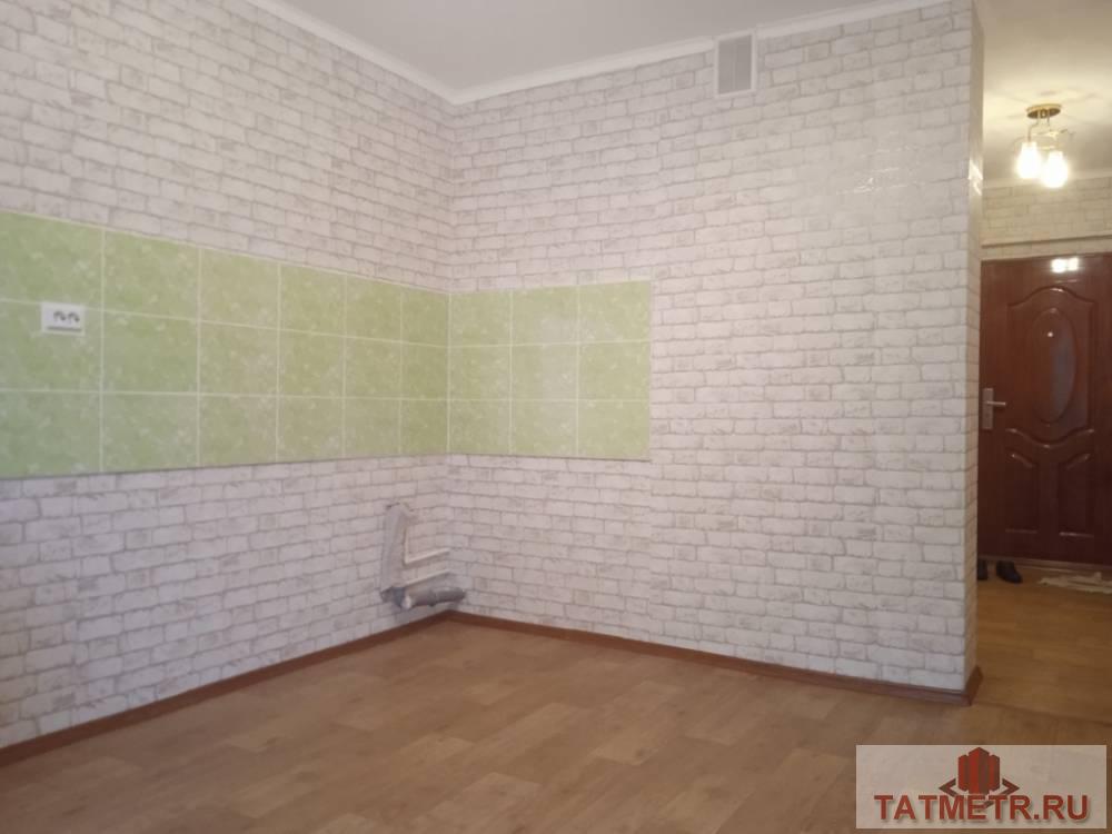 Продажа / Квартиры, Зеленодольск, Первомайская улица, 4 148 000 Продается отличная двухкомнатная квартира с хорошим ремонтом в новом доме г. Зеленодольск. В квартире натяжные... - 6