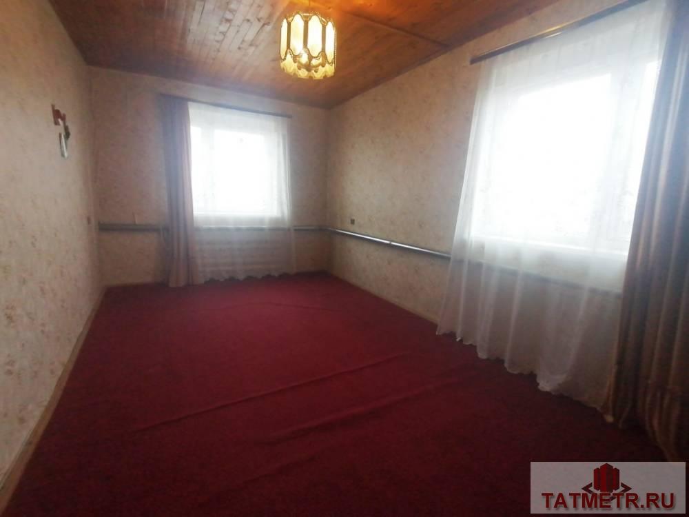 Продажа / Жилая / Дом с участком, Волжск, Прохорова улица, 3 999 000 ПРОДАЕТСЯ отличный, большой коттедж в г. Волжск. На первом этаже дома расположены прихожая, комната, кухня,... - 2