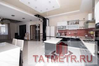 Продажа / Дома и коттеджи, Зеленодольск, улица Хасанова, 14 499 000 Продается шикарный 2 этажный коттедж в новом коттеджном поселке по ул.Хасанова г.Зеленодольск. -Дом 348 кв.м -Участок... - 1