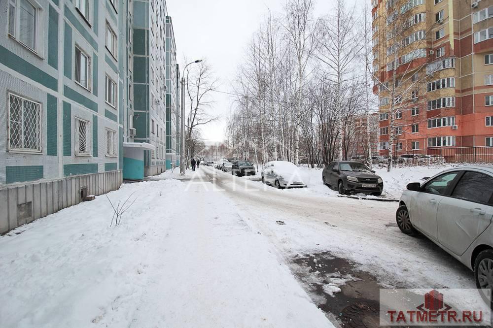 Продажа / Квартиры, Казань, Дубравная улица, 6 150 000 Продается 3-комнатная квартира площадью 65,6 кв.м. возле станции метро «Дубравная». О КВАРТИРЕ: • Кухня 9,6 кв.м.; •... - 1