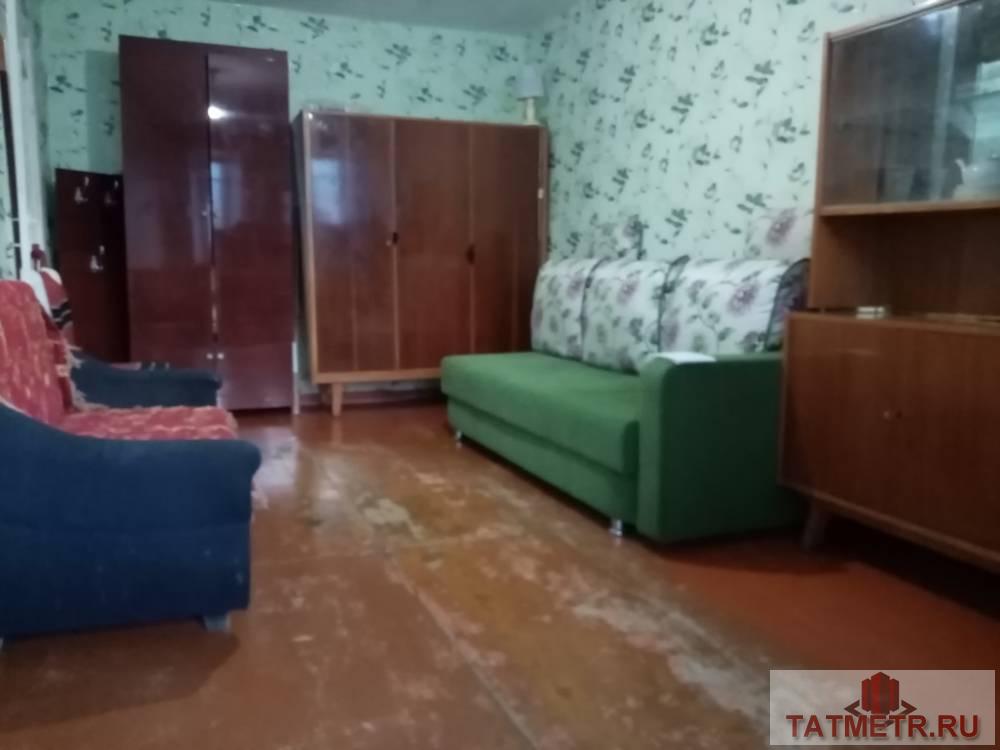 Аренда / Жилая / Квартира, Зеленодольск, Паратская улица, 8 000 Сдается хорошая квартира в г. Зеленодольск. В квартире есть вся необходимая для проживания мебель,а так же техника:... - 1