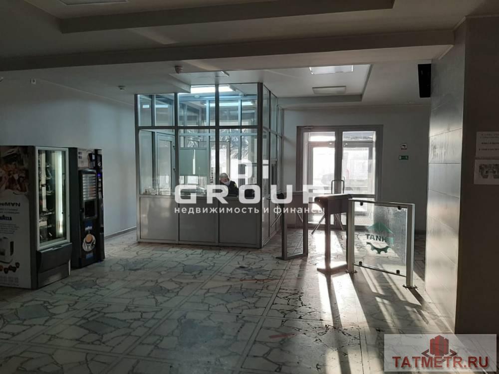 Аренда / Коммерческая / Warehouse, Казань, улица Дементьева, 109 600 Сдается ПСН. Общая площадь — 274кв м. 3 этаж Сдается под: — производство — лаборатория — офис Цена 400 руб.в месяц... - 2